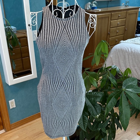 Aqua Dresses & Skirts - Aqua Silver Geometric Mini Dress